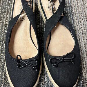 LIKE NEW Lifestride Black Slingback Espadrilles WOMENS 7.5M